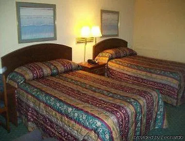 Budget Inn Columbus East 2*,