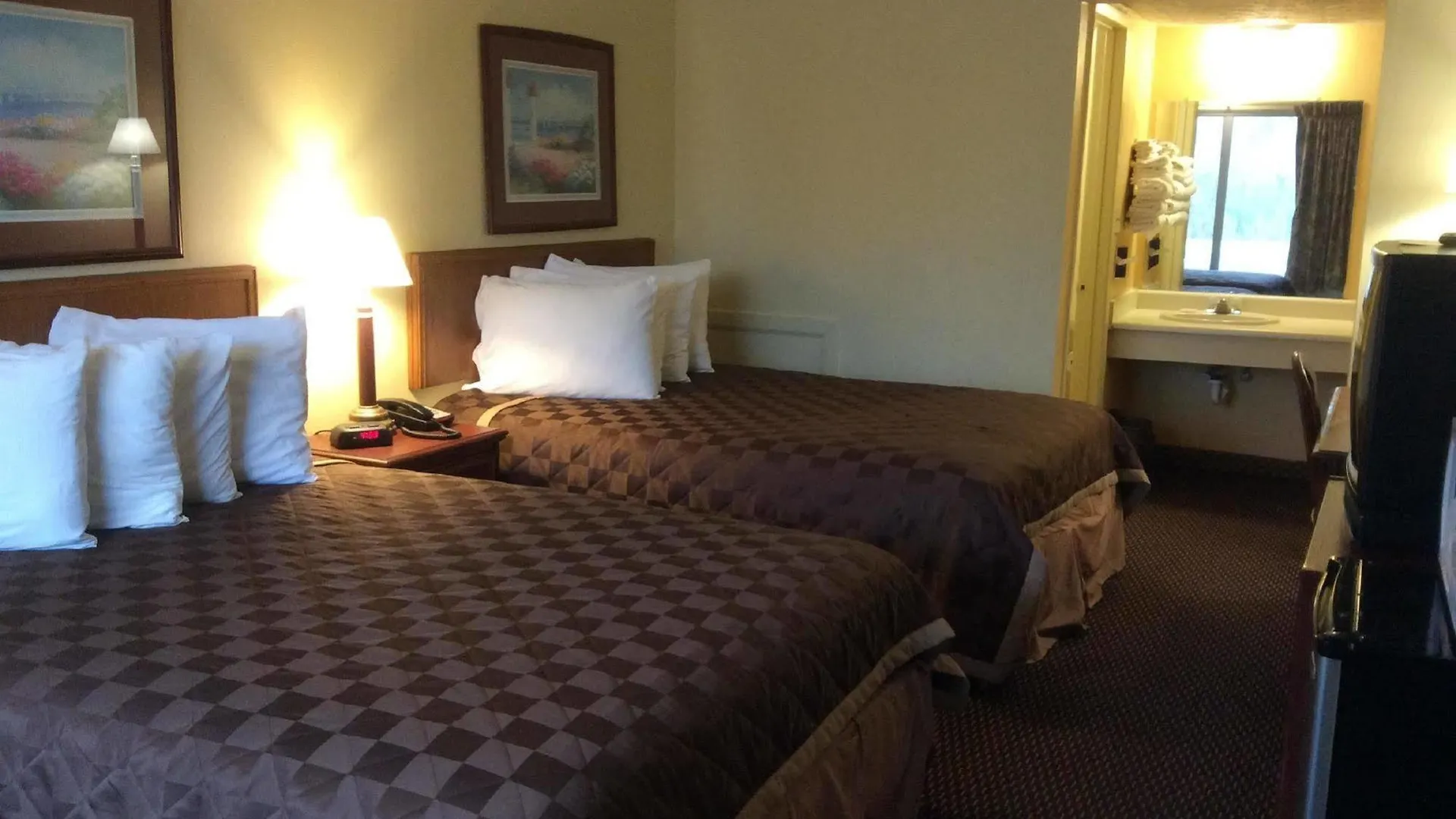 Budget Inn Columbus East Motell