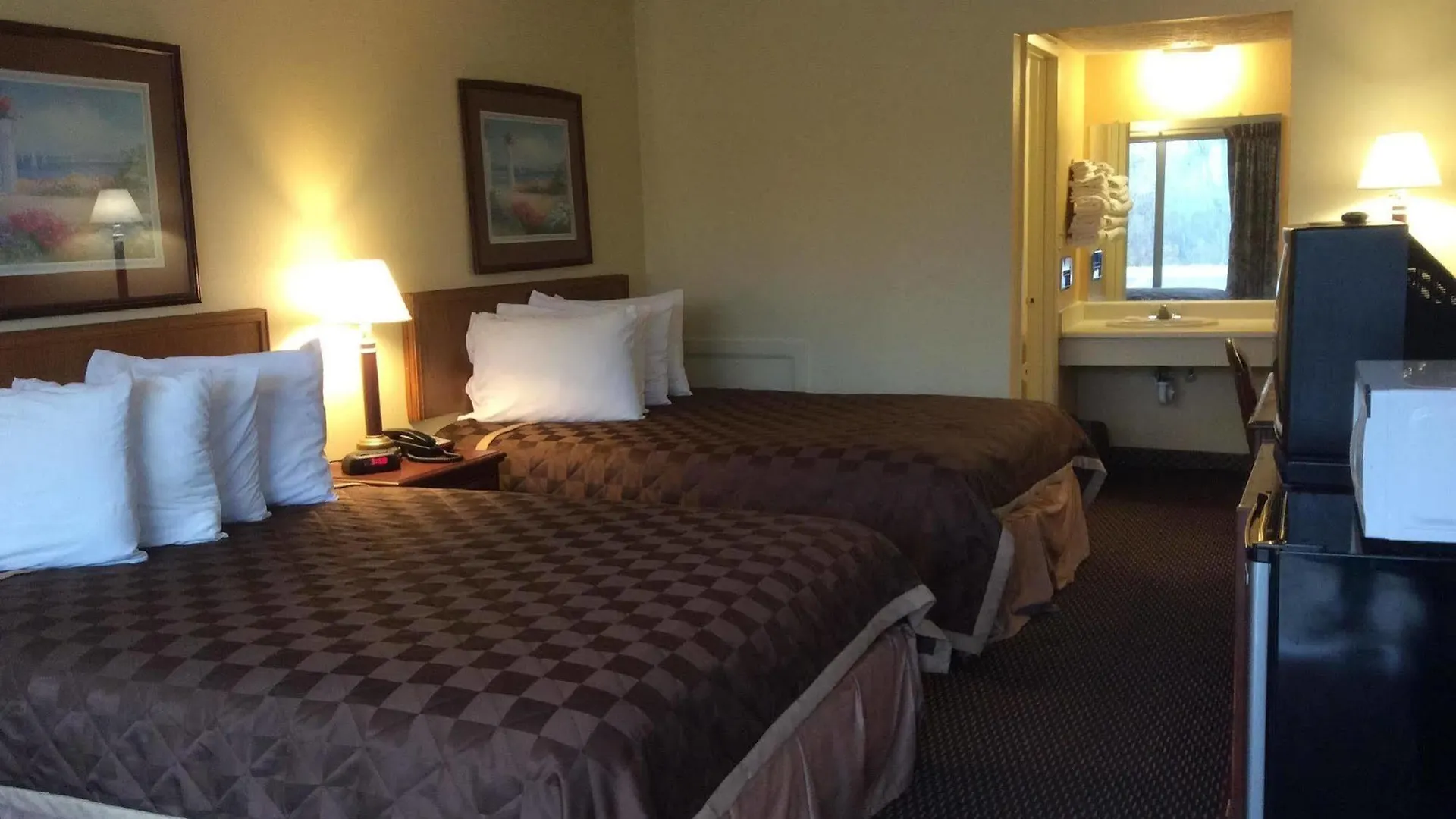 Budget Inn Columbus East