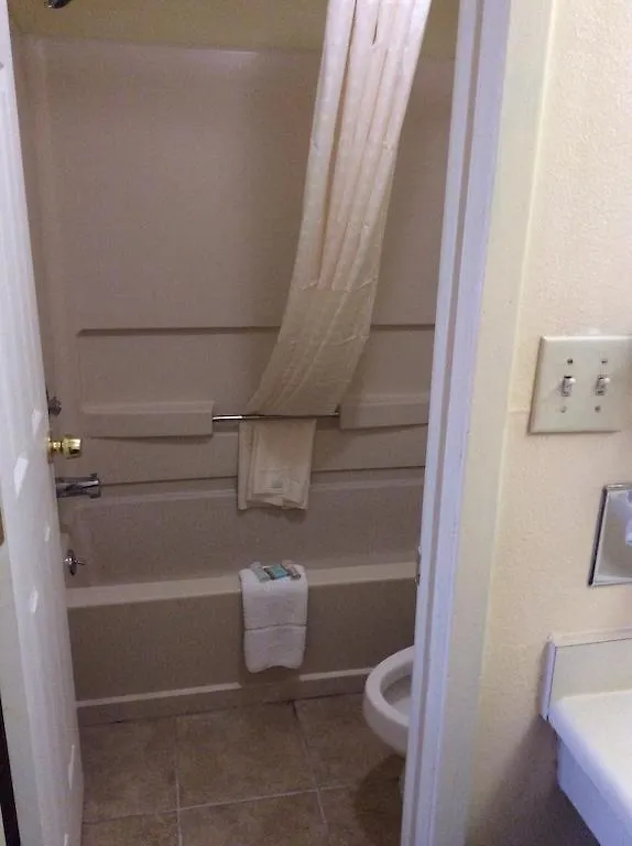 Budget Inn Columbus East 2*,  USA